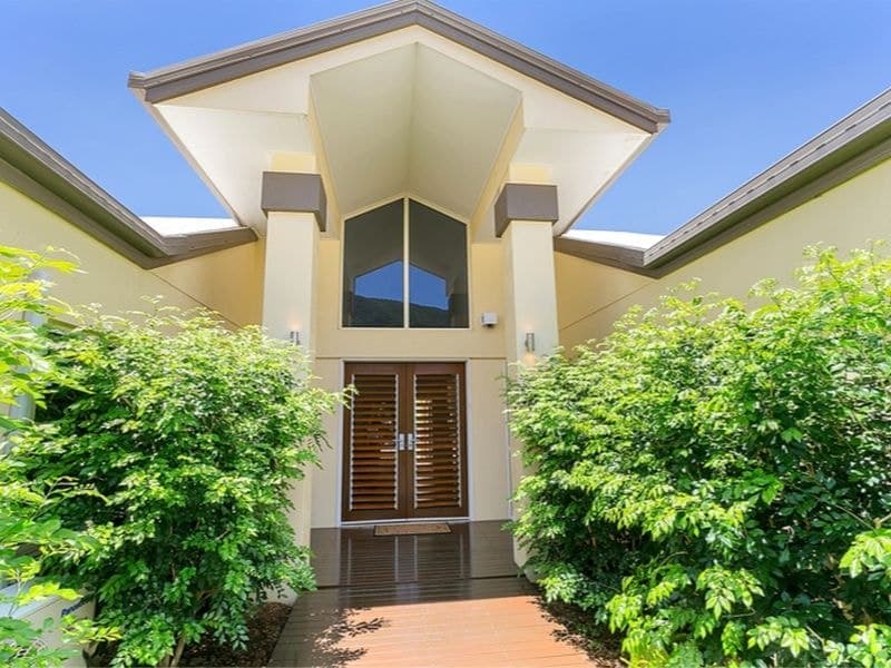 18 Trivia Street, Palm Cove - Image 1