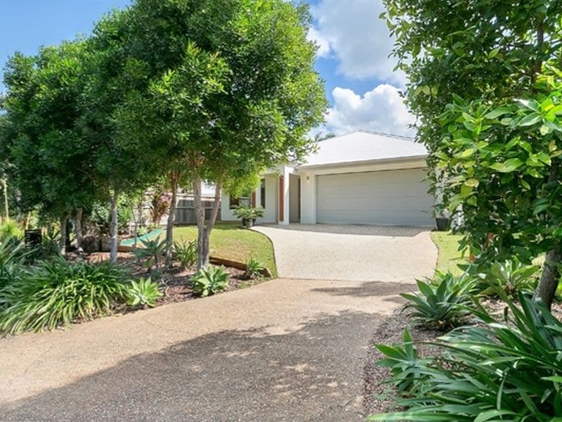 13 Catamaran Circuit, Trinity Beach - Image 1