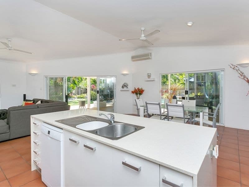 16 Cyprea Close, Trinity Beach - Thumbnail 4