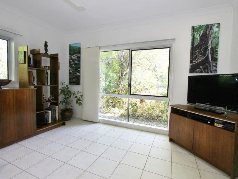 24 YULE AVENUE, Clifton Beach - Thumbnail 6