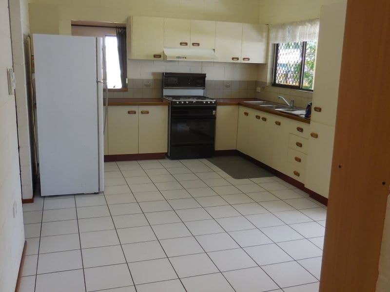 22 Knight Road, Smithfield - Thumbnail 2