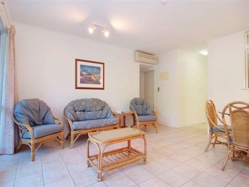 105 Coral Coast Drive, Palm Cove - Thumbnail 5