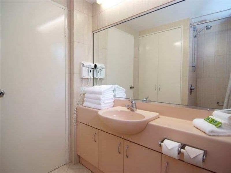 105 Coral Coast Drive, Palm Cove - Thumbnail 7