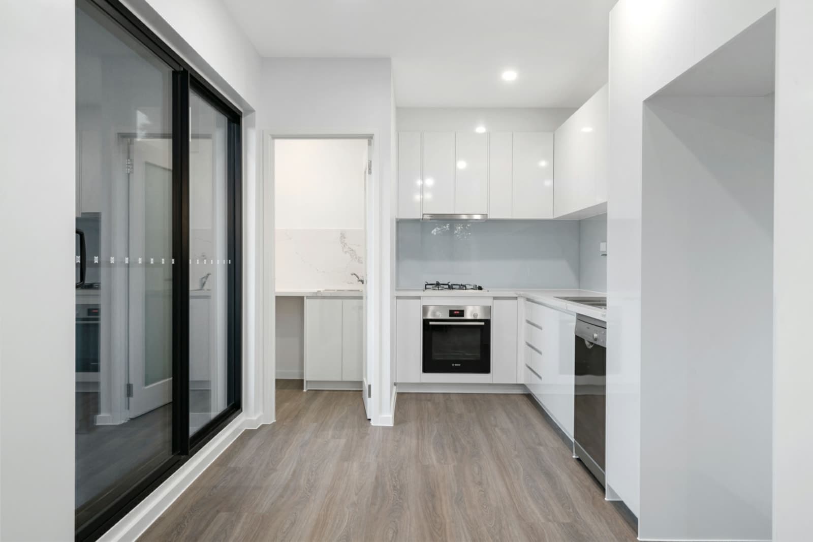 1-10/94 Maltravers Street, EAGLEMONT, Eaglemont - Thumbnail 2