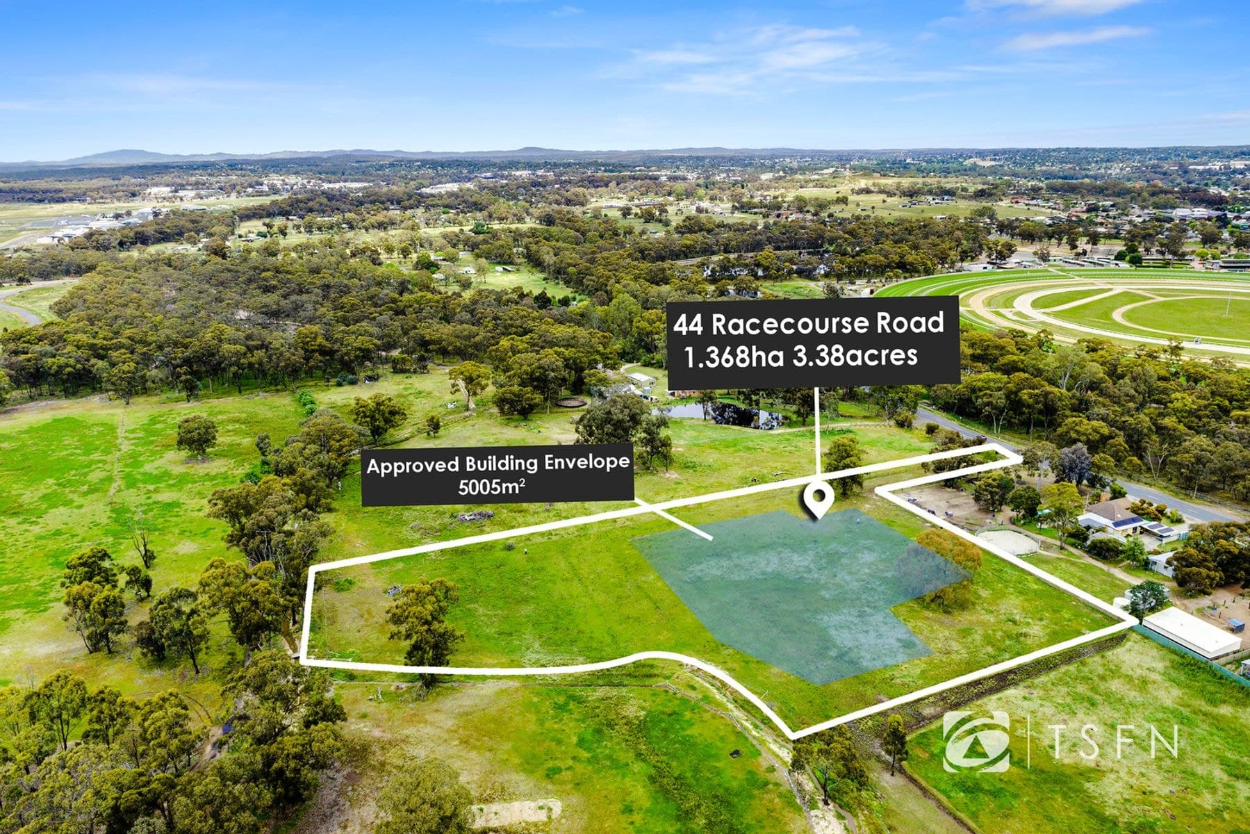 44 Racecourse Road, Ascot VIC 3551, Ascot - Thumbnail 3