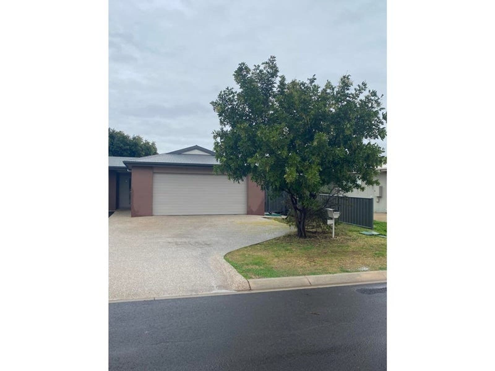 2/17 Barnsley, Chinchilla QLD 4413, Chinchilla - Thumbnail 2