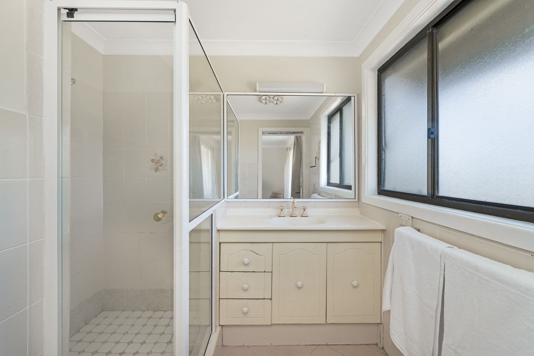 20 Conmurra Circuit, Shortland, NSW 2307, Shortland - Thumbnail 7