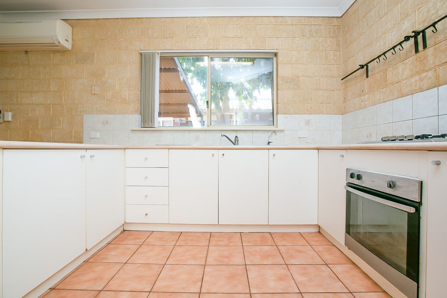 14 Beroona Loop, South Hedland WA 6722, South Hedland - Thumbnail 2