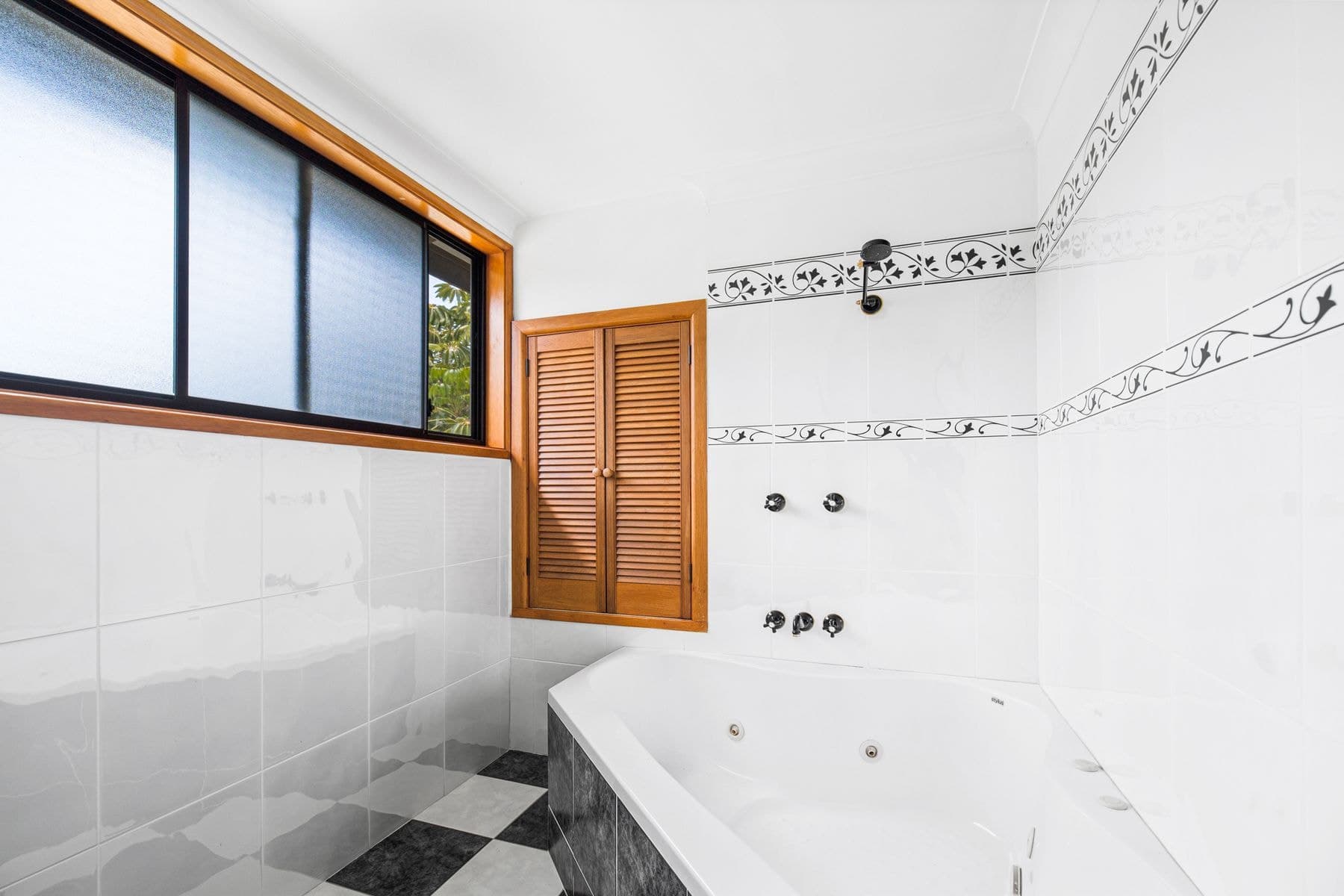 15 Nambucca Place, Padstow Heights NSW 2211, Padstow Heights - Thumbnail 7
