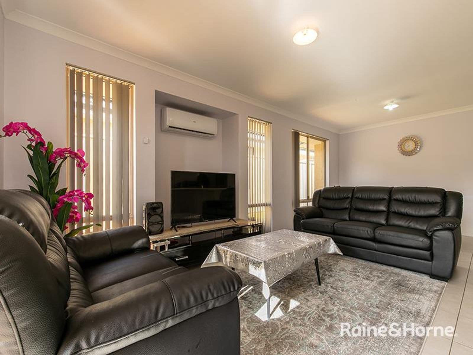 24 KYOGLE PLACE, Armadale WA 6112, Armadale - Thumbnail 2
