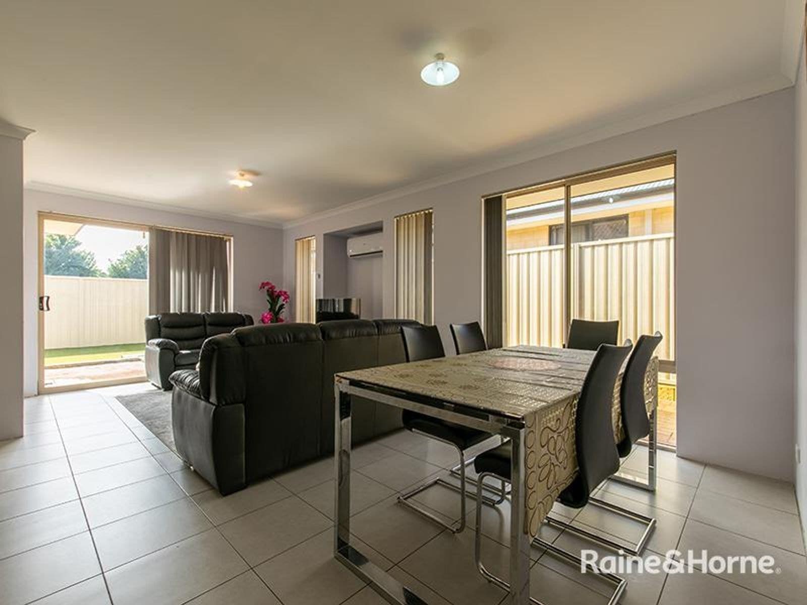 24 KYOGLE PLACE, Armadale WA 6112, Armadale - Thumbnail 4