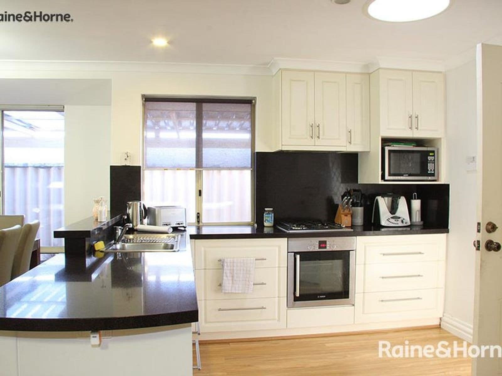 4 Blaxland Elbow, Seville Grove WA 6112, Seville Grove - Thumbnail 6