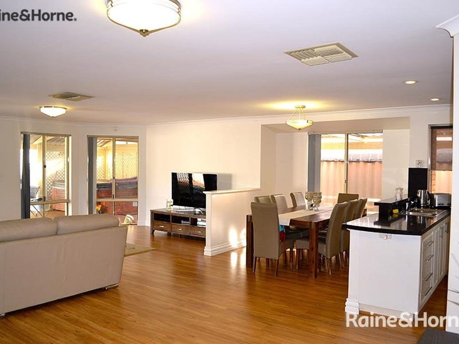 4 Blaxland Elbow, Seville Grove WA 6112, Seville Grove - Thumbnail 8