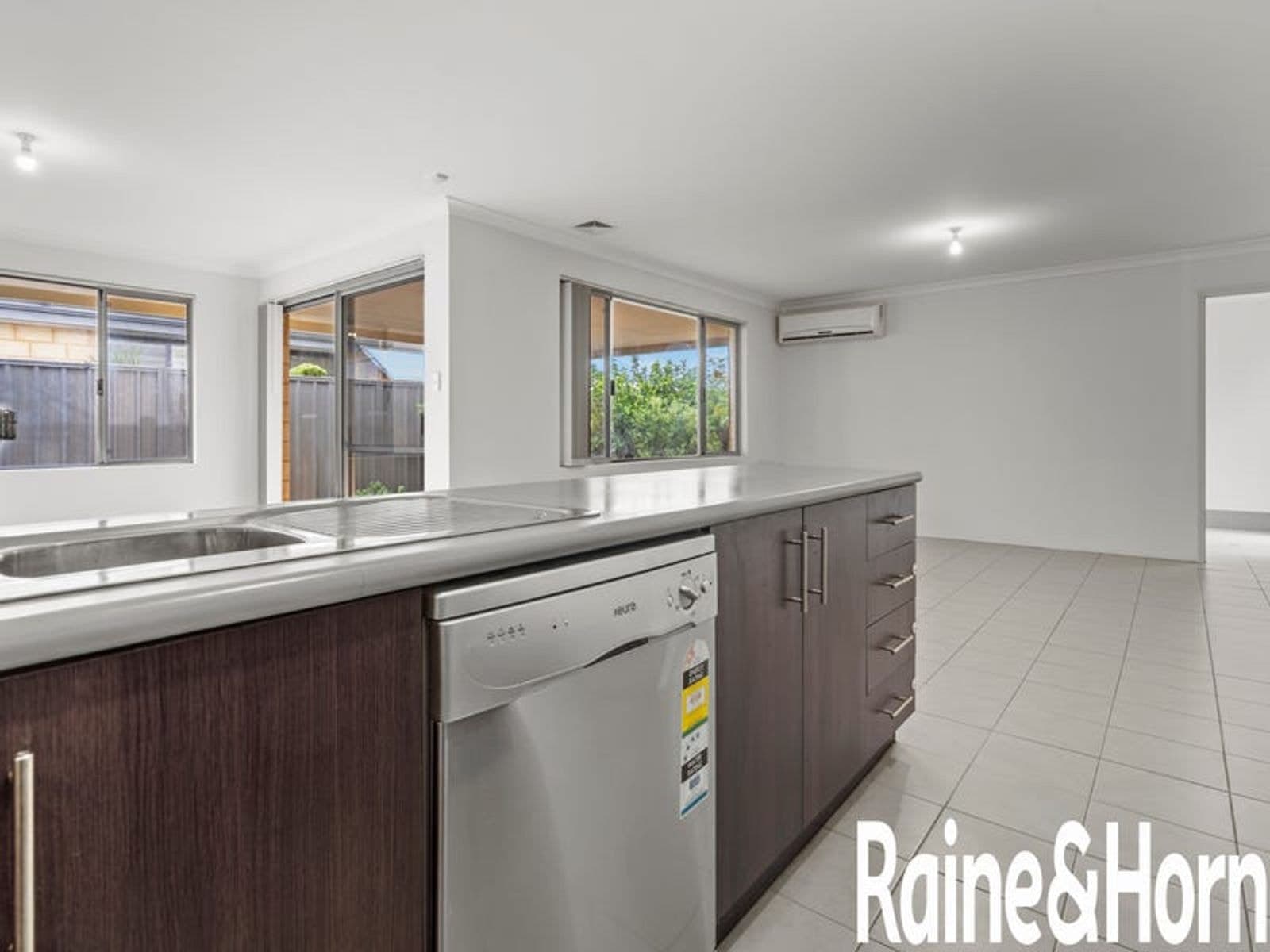 39/121 Eighth Road, Armadale WA 6112, Armadale - Thumbnail 6