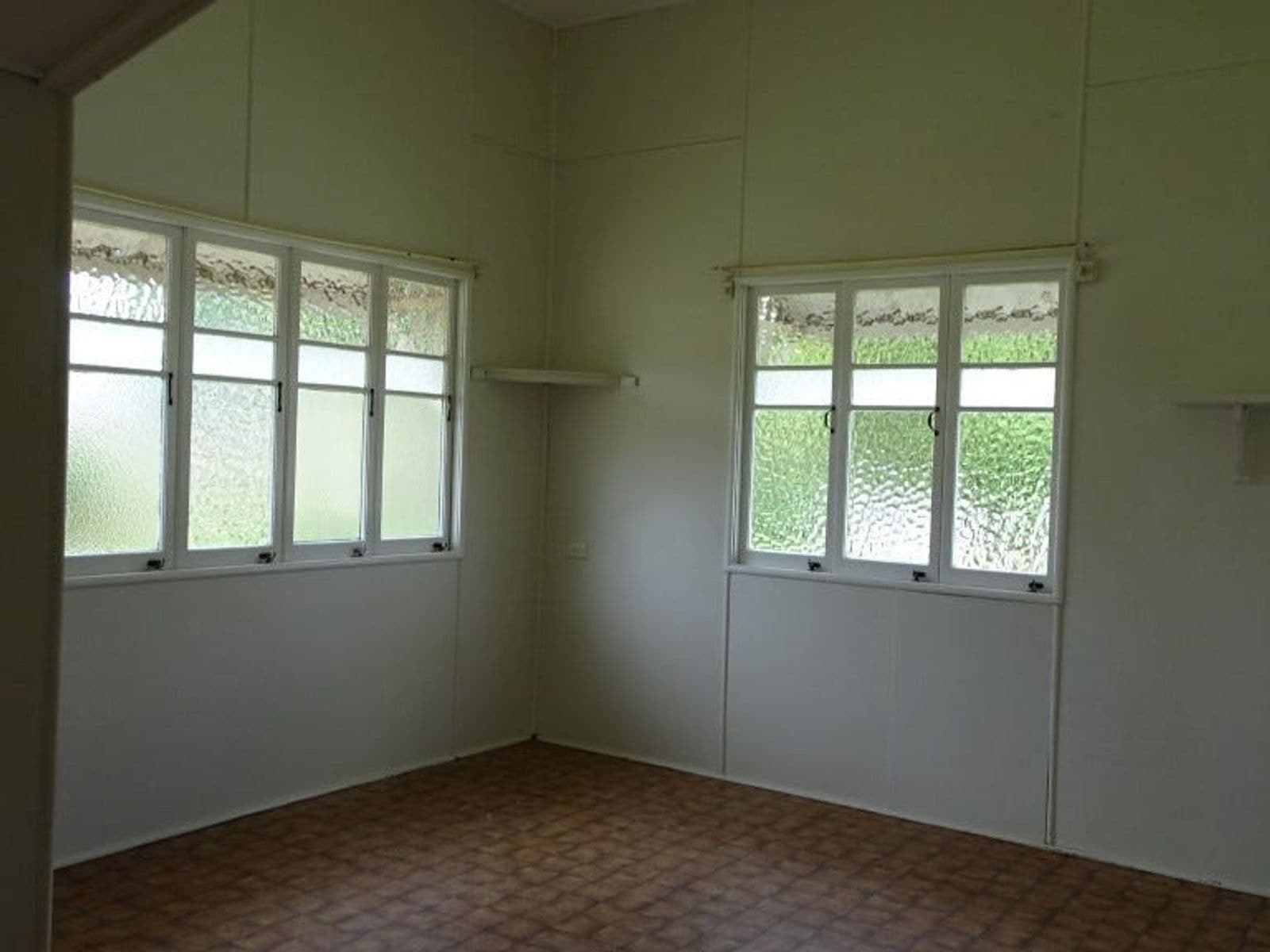 18 WEST STREET, Childers QLD 4660, Childers - Thumbnail 8