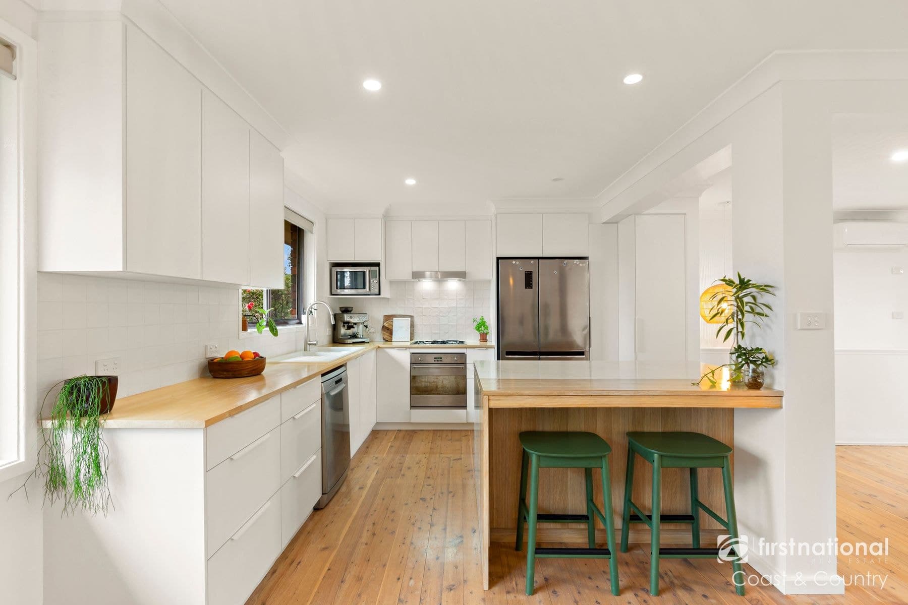 10 Byrne Place, Kiama Downs NSW 2533, Kiama Downs - Thumbnail 2