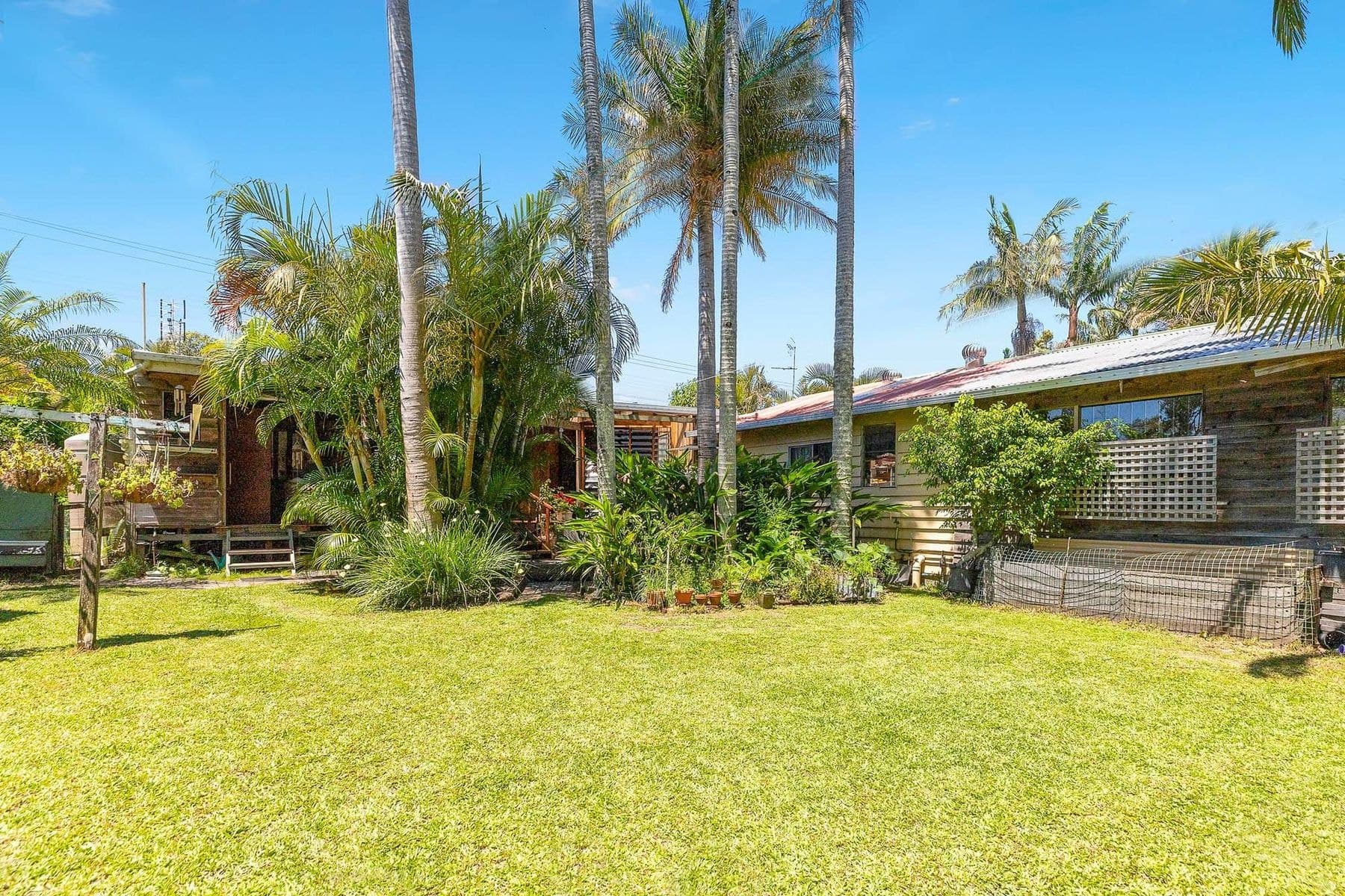 44 Bangalow Road, Byron Bay NSW 2481, Byron Bay - Thumbnail 2