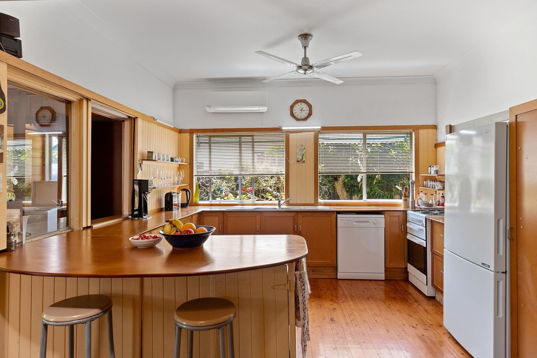 44 Bangalow Road, Byron Bay NSW 2481, Byron Bay - Thumbnail 3