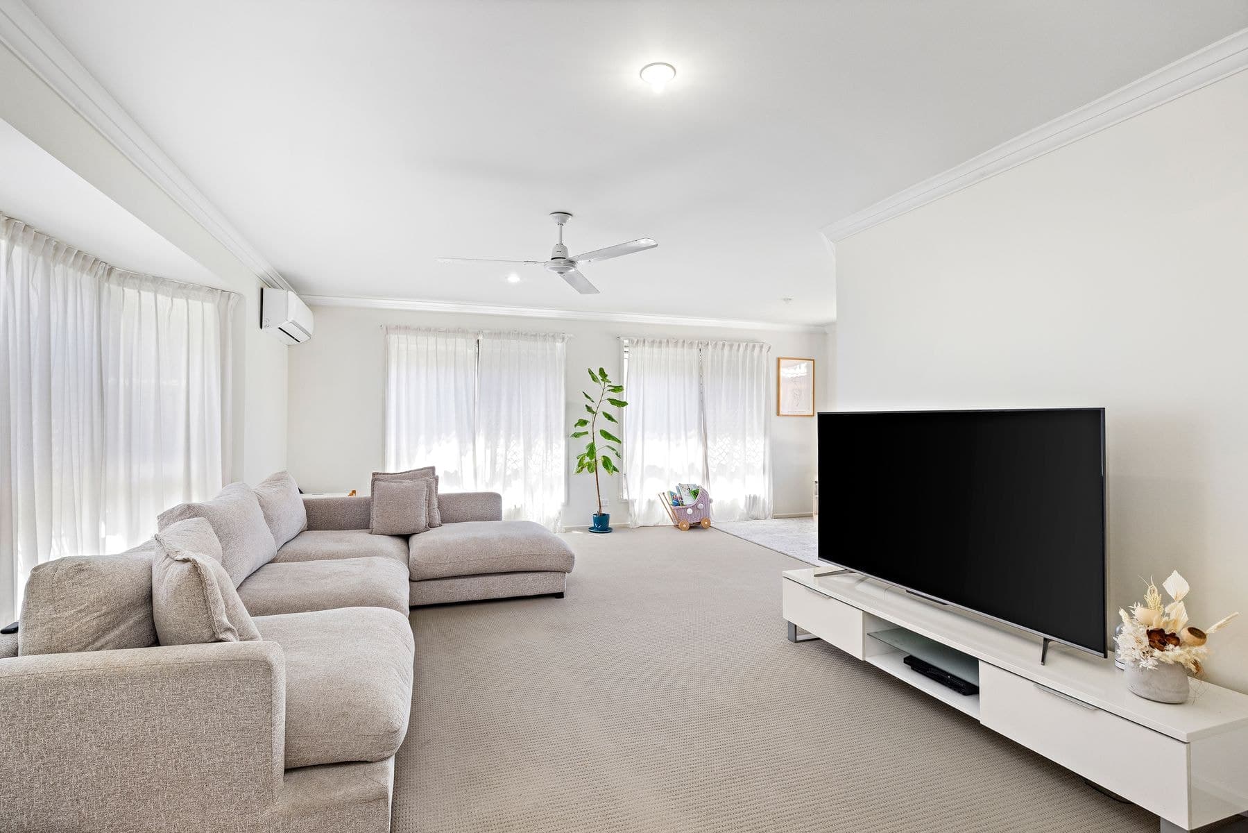 44 Samantha Street, Wynnum West QLD 4178, Wynnum West - Thumbnail 3