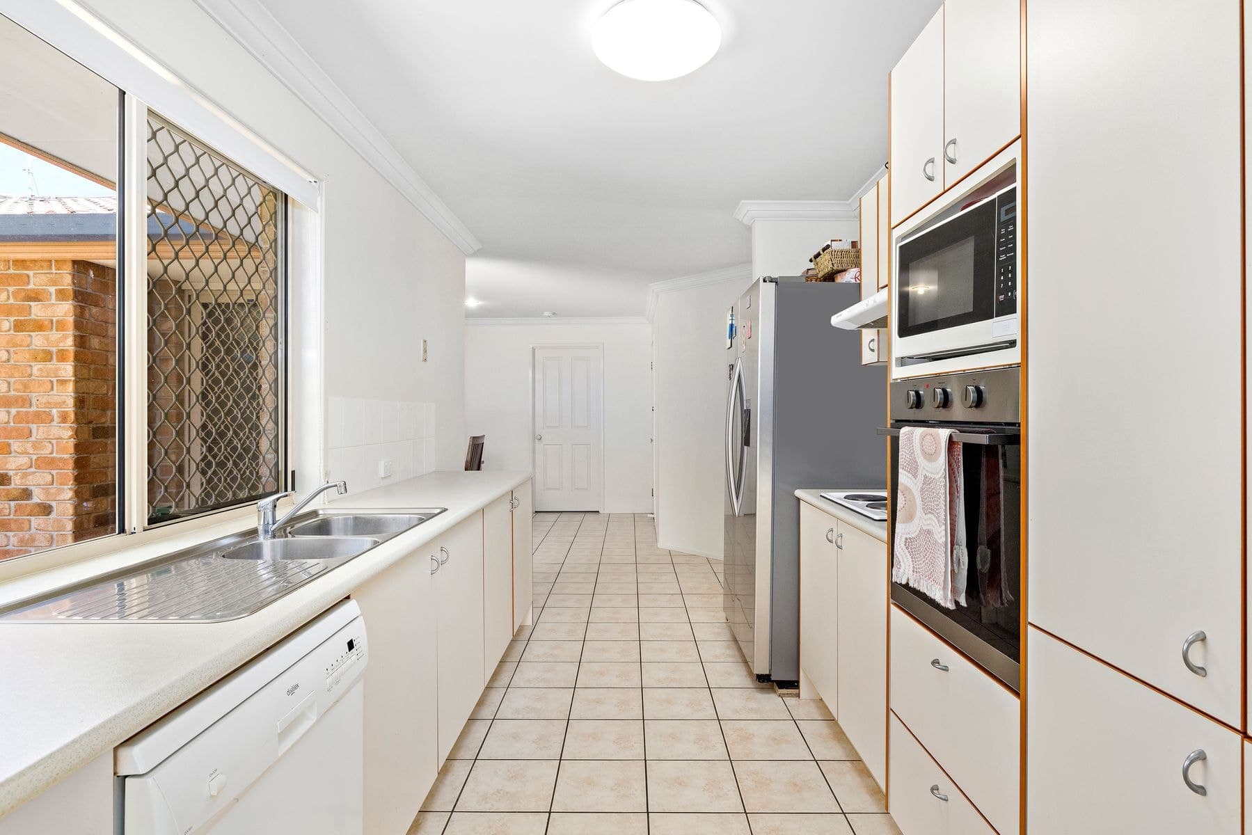 44 Samantha Street, Wynnum West QLD 4178, Wynnum West - Thumbnail 6