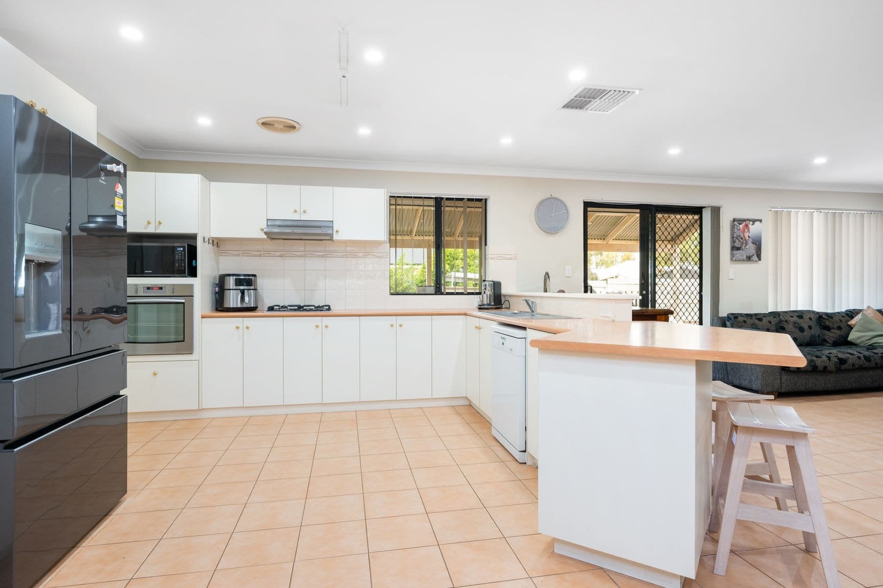17 Hawkins Street, West Lamington WA 6430, West Lamington - Thumbnail 5