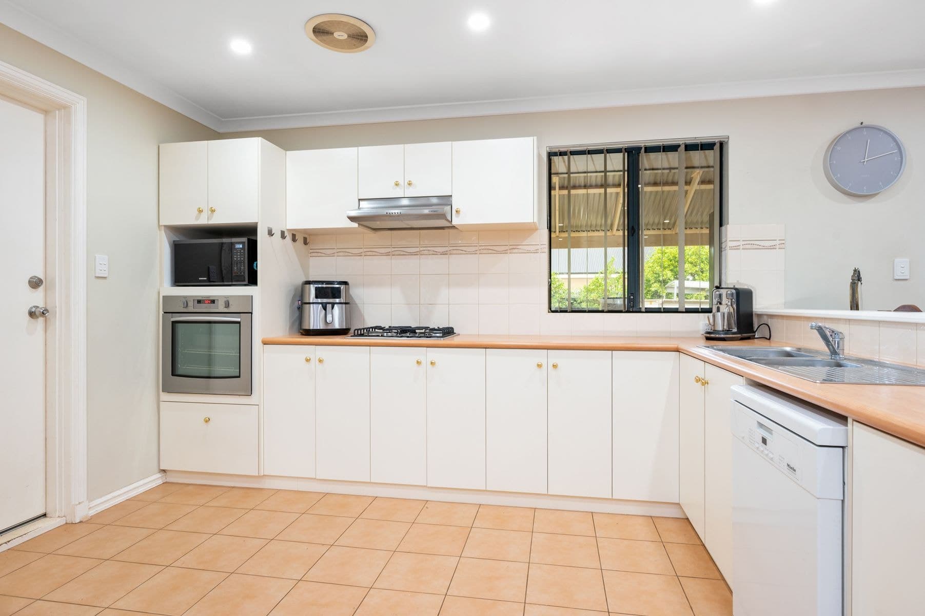 17 Hawkins Street, West Lamington WA 6430, West Lamington - Thumbnail 6