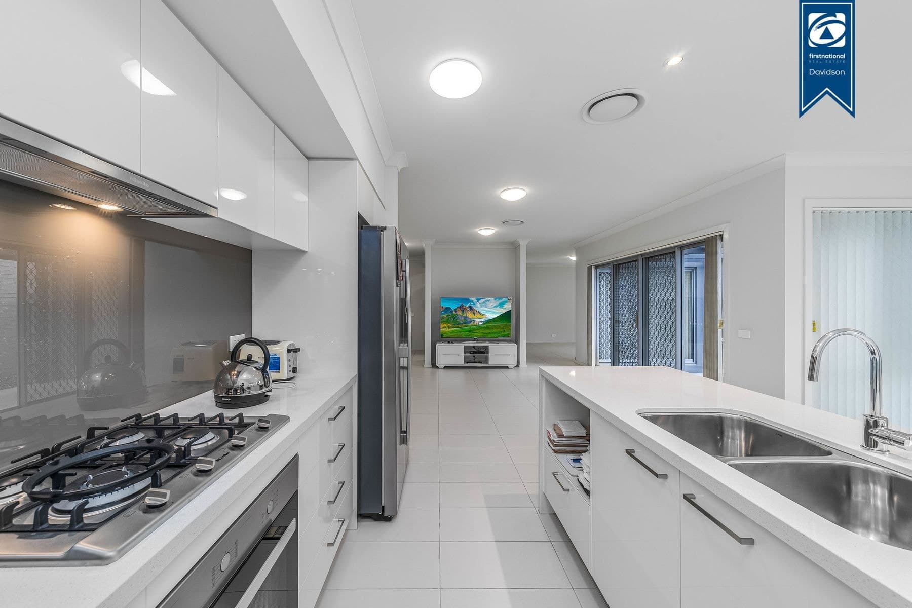 33 Greenview Drive, Moorebank NSW 2170, Moorebank - Thumbnail 5