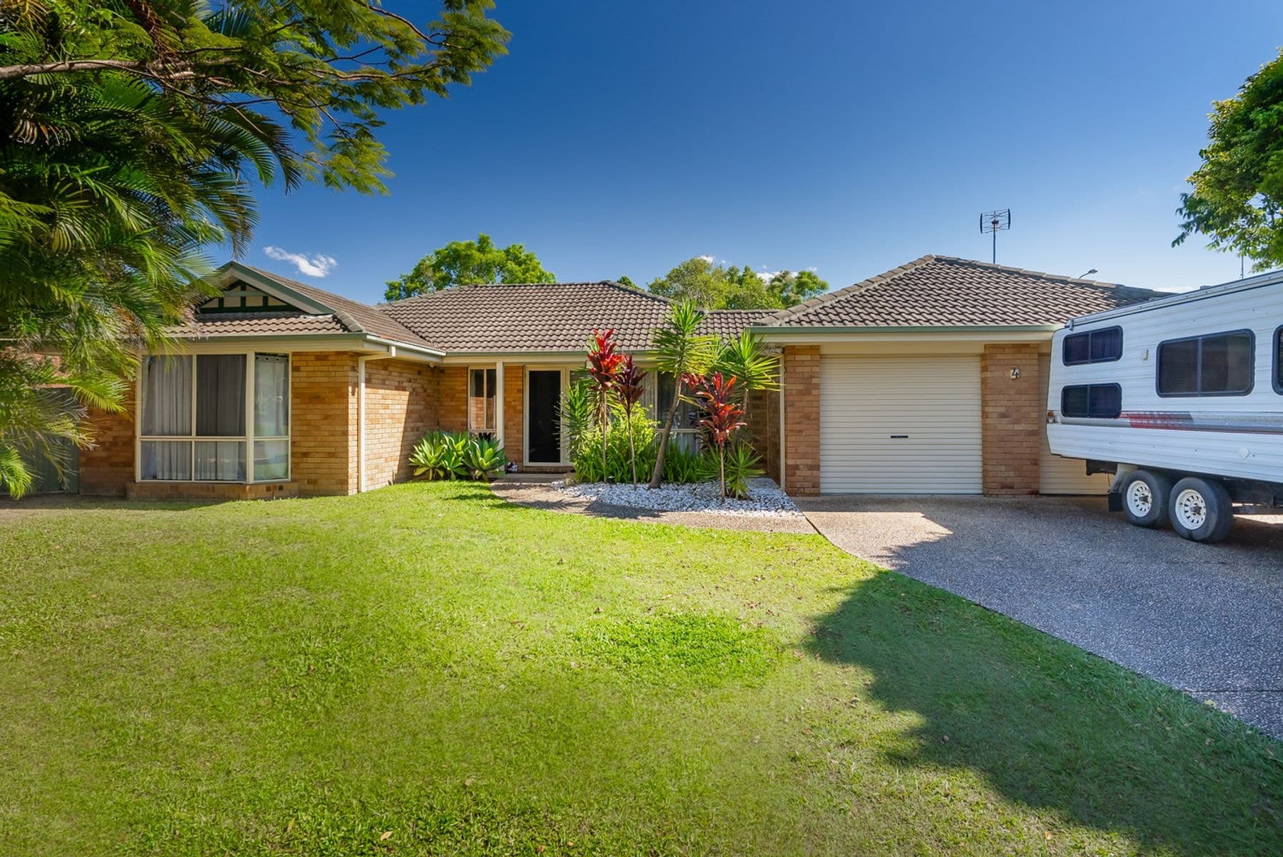 4 Sorbonne Close, Sippy Downs QLD 4556, Sippy Downs - Thumbnail 3