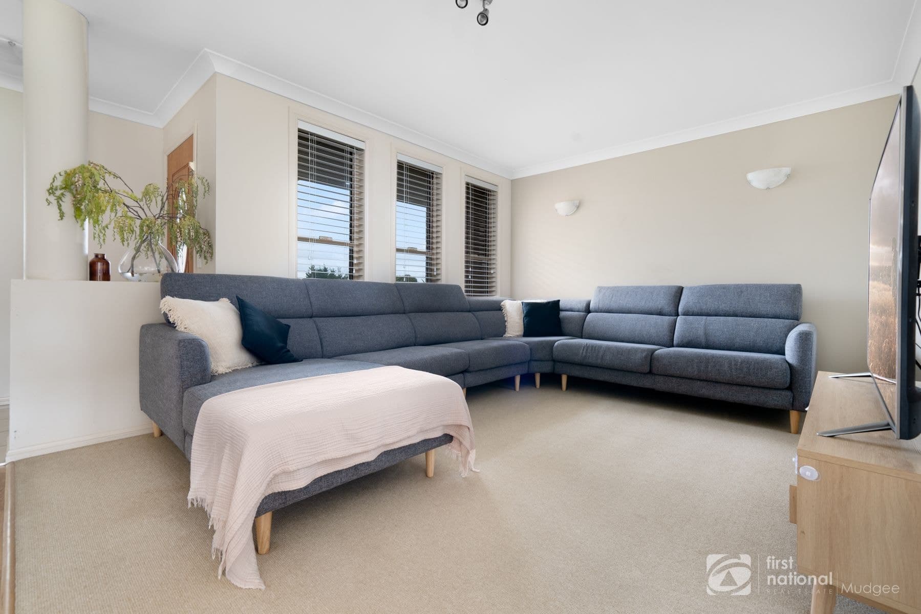 13 White Circle, Mudgee NSW 2850, Mudgee - Thumbnail 4
