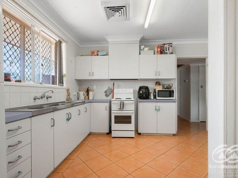 4 Stirling Crescent, Dampier WA 6713, Dampier - Image 1