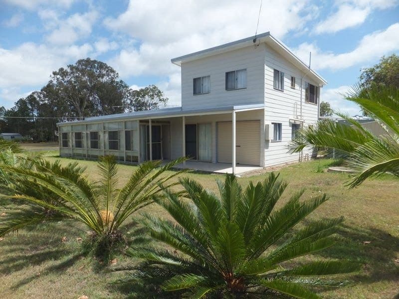 10 HUME STREET, Buxton QLD 4660, Buxton - Image 1