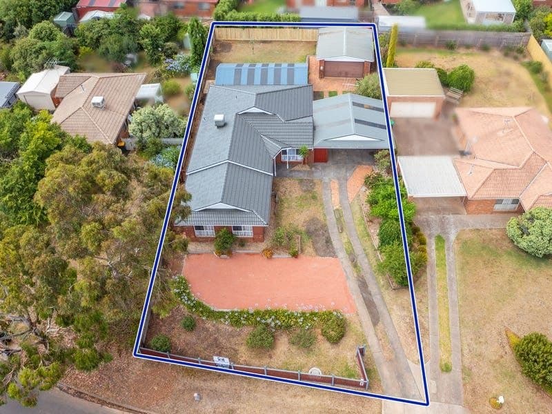 6 Carey Crescent, Bacchus Marsh VIC 3340, Bacchus Marsh - Image 1