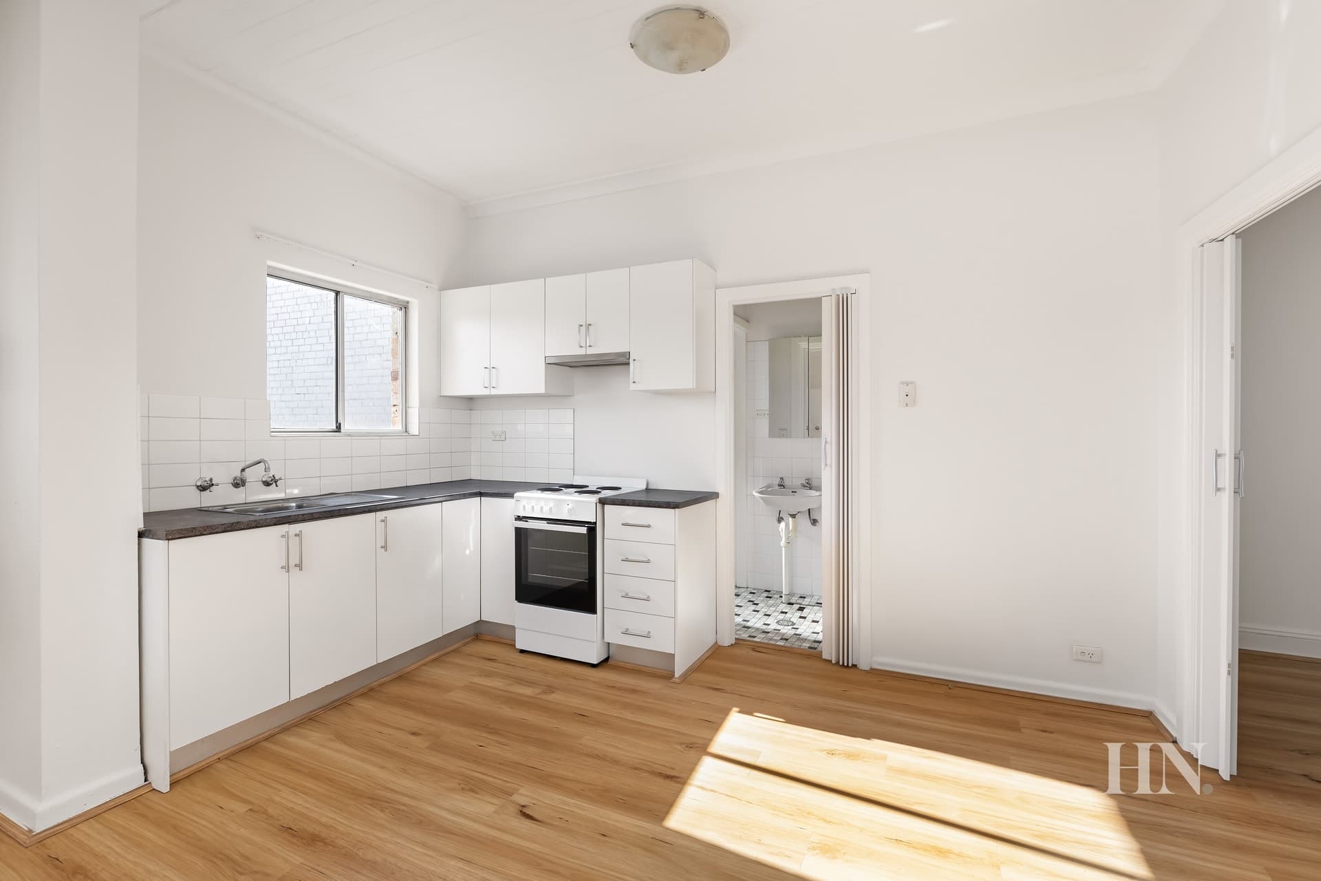 1/285 Darling Street, Balmain - Thumbnail 2