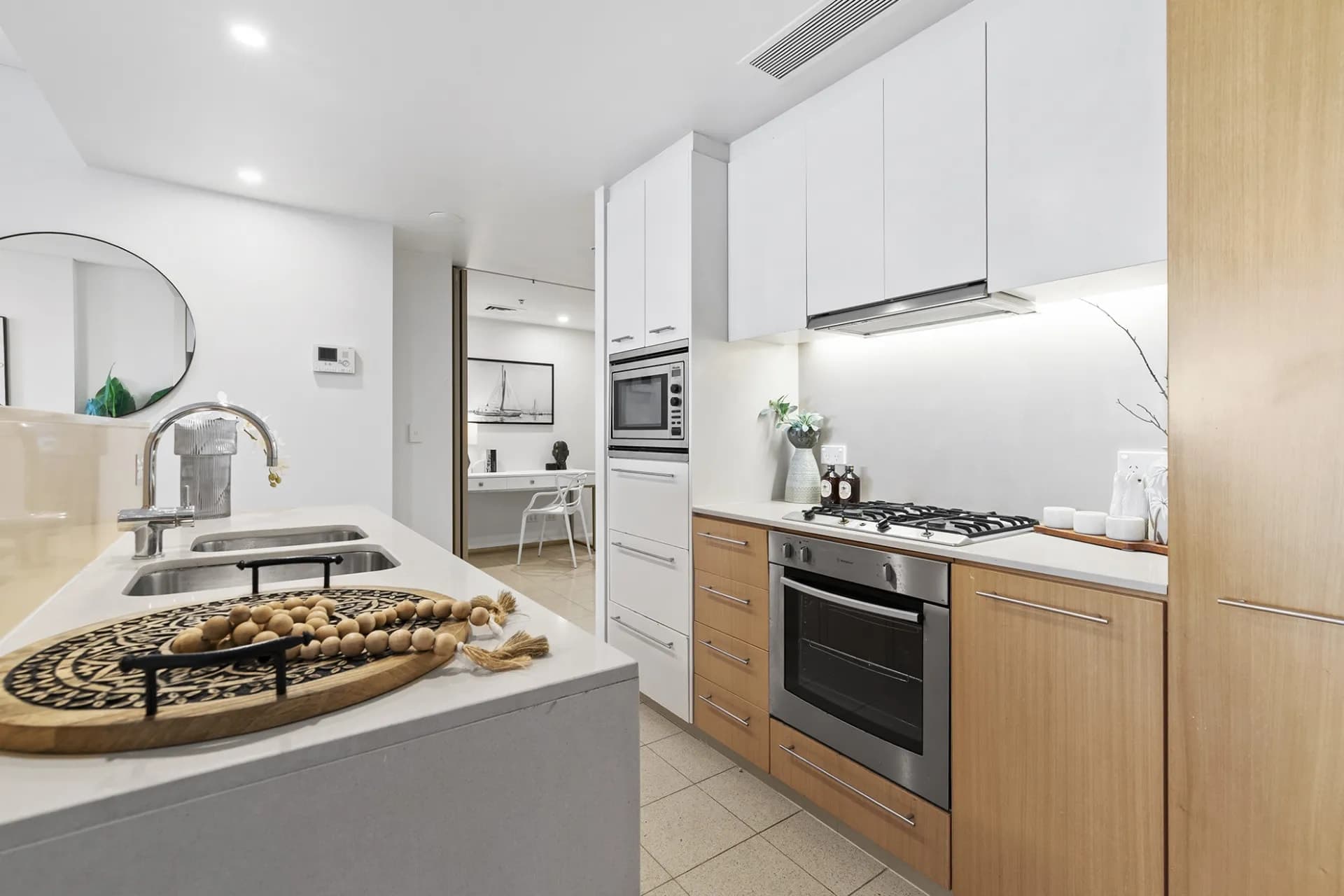 902/23 Shelley  Street, Sydney, NSW, Sydney - Thumbnail 8
