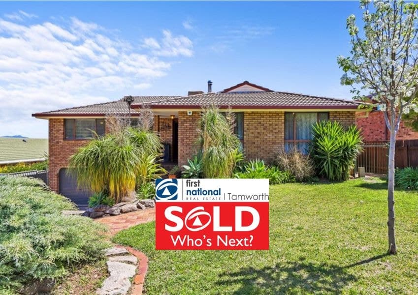 19 Woodburn Way, Tamworth NSW 2340, Tamworth - Image 1