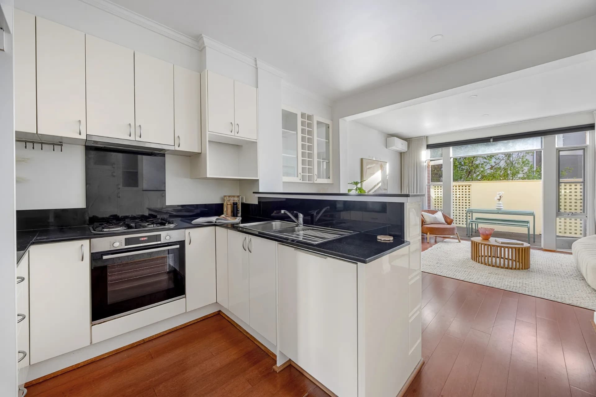 71 The Avenue, Prahran, VIC, Prahran - Thumbnail 3