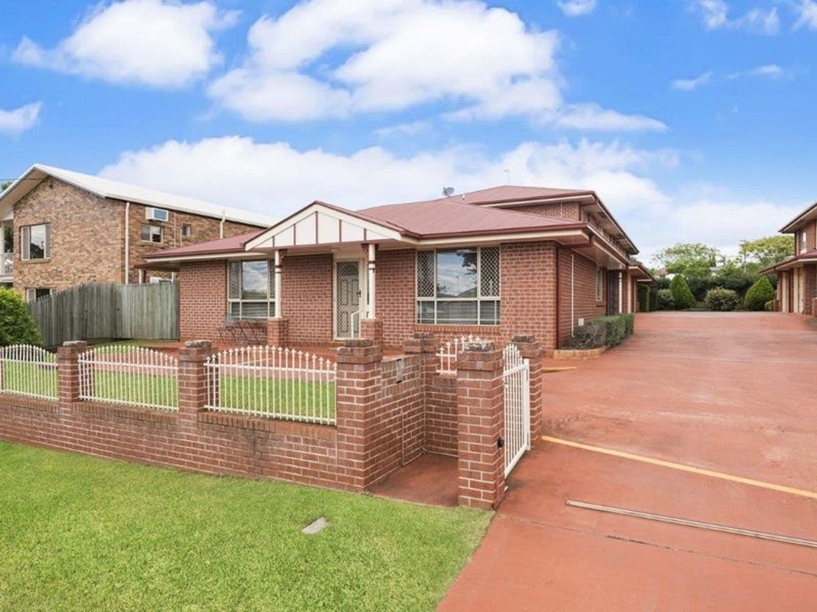 4/4 O'Quinn Street, Harristown QLD 4350, Harristown - Image 1