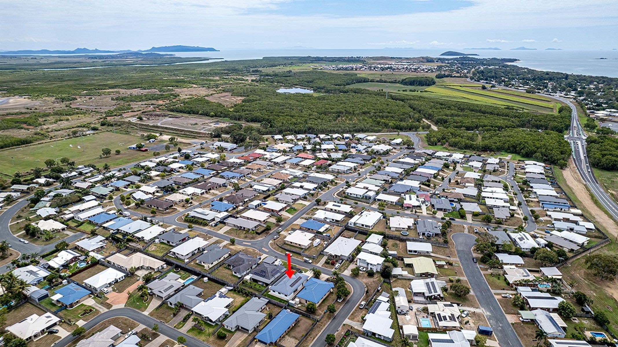 42 Hangan Street, Bucasia QLD 4750, Bucasia - Thumbnail 2