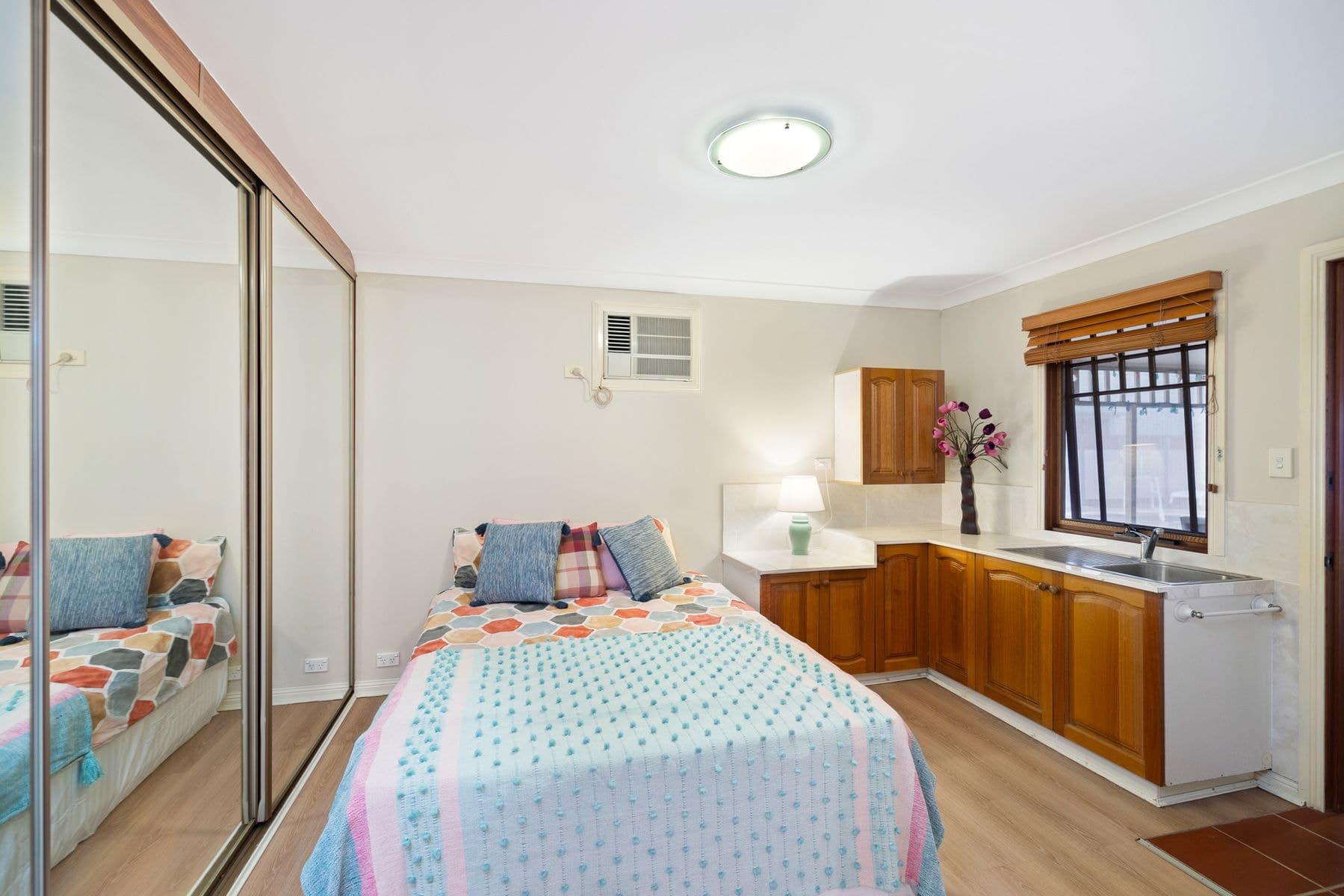 30 Stretham Avenue, Picnic Point NSW 2213, Picnic Point - Thumbnail 8
