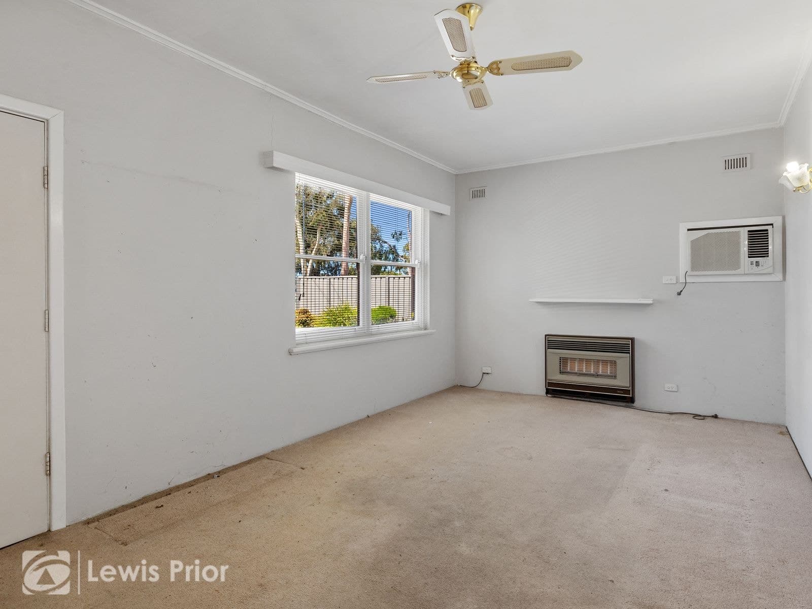 2 Regan Avenue, Morphettville SA 5043, Morphettville - Thumbnail 2
