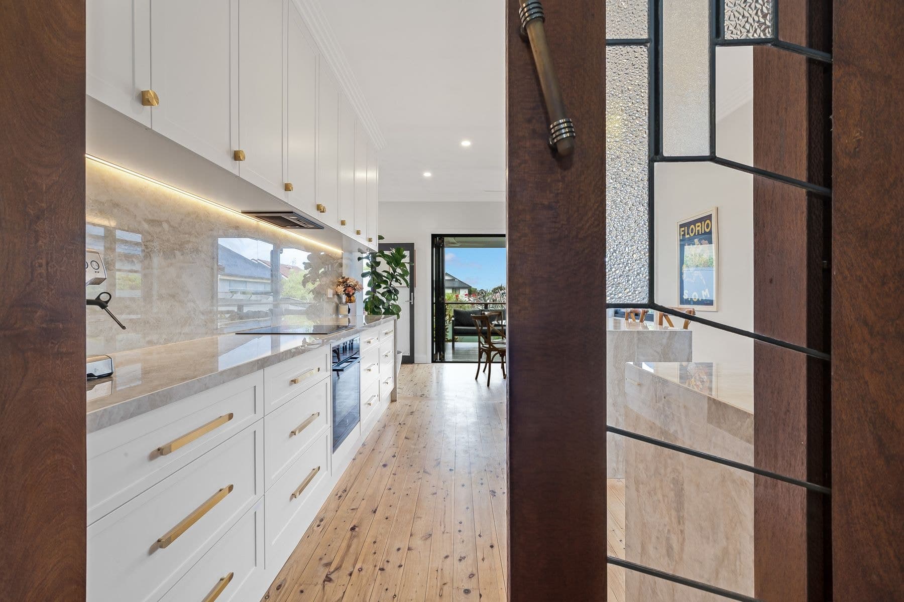 16 Thomas Street, Hamilton South NSW 2303, Hamilton South - Thumbnail 2