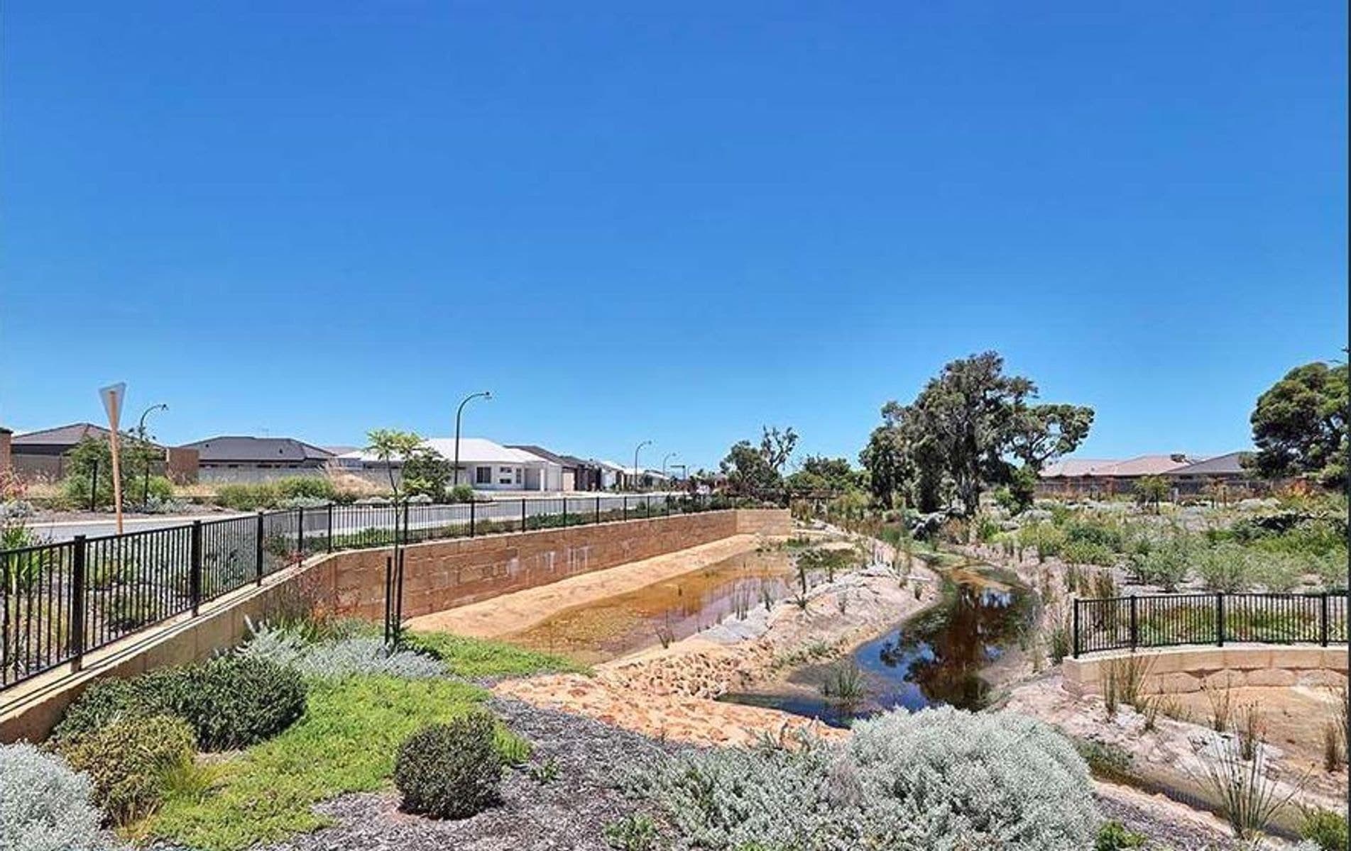 23 McPhail Street, Piara Waters WA 6112, Piara Waters - Thumbnail 3
