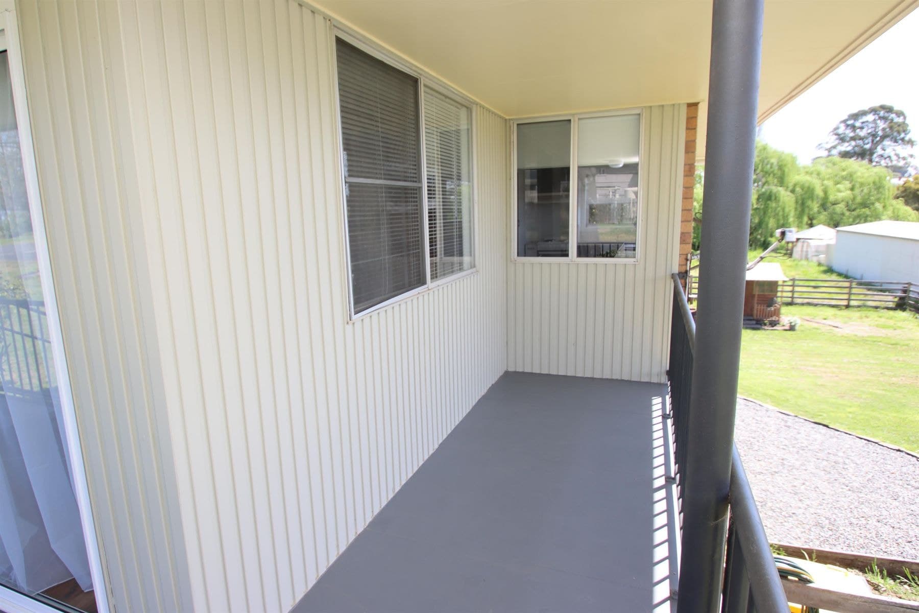 168 - 170 Logan Street, Tenterfield NSW 2372, Tenterfield - Thumbnail 3