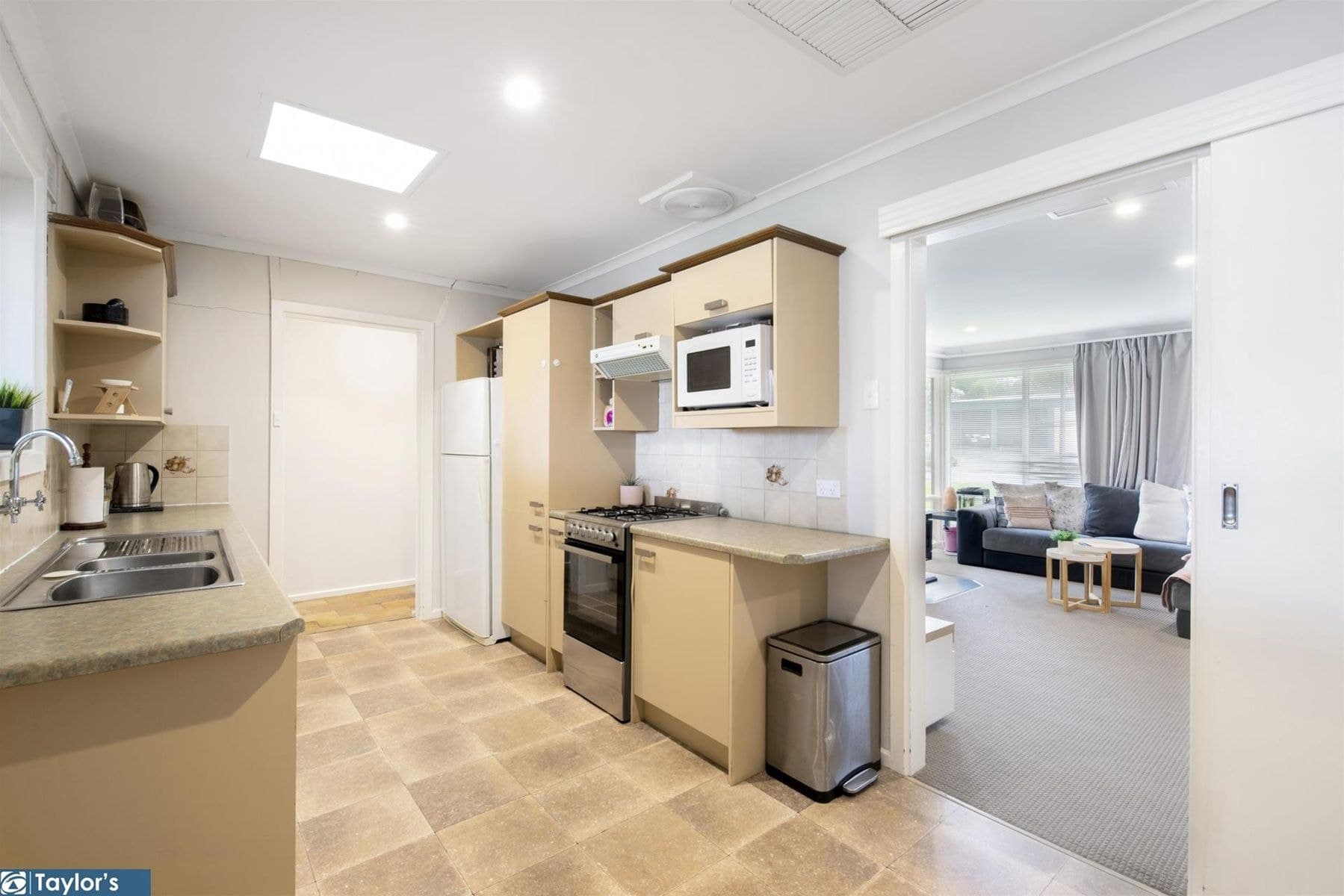34 Kildonan Avenue, Para Vista SA 5093, Para Vista - Thumbnail 6