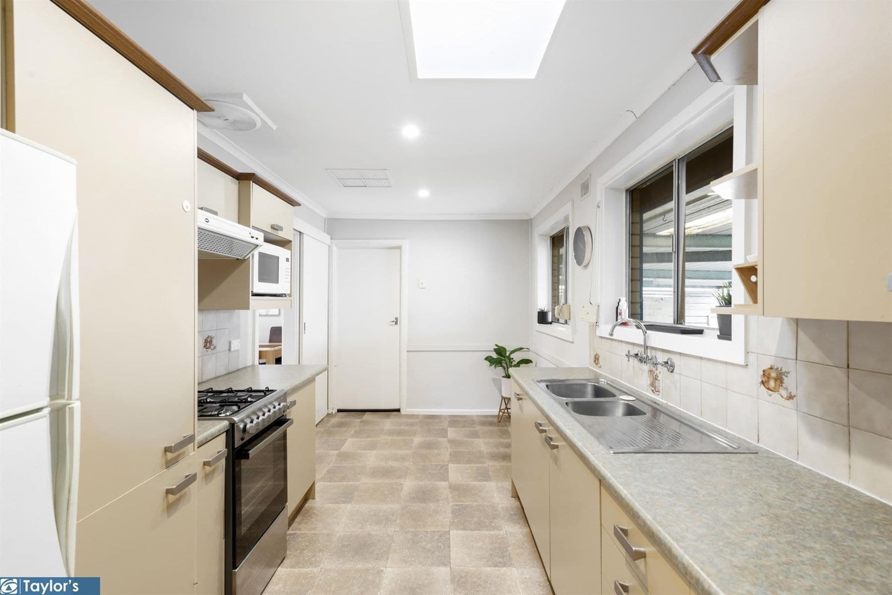 34 Kildonan Avenue, Para Vista SA 5093, Para Vista - Thumbnail 7