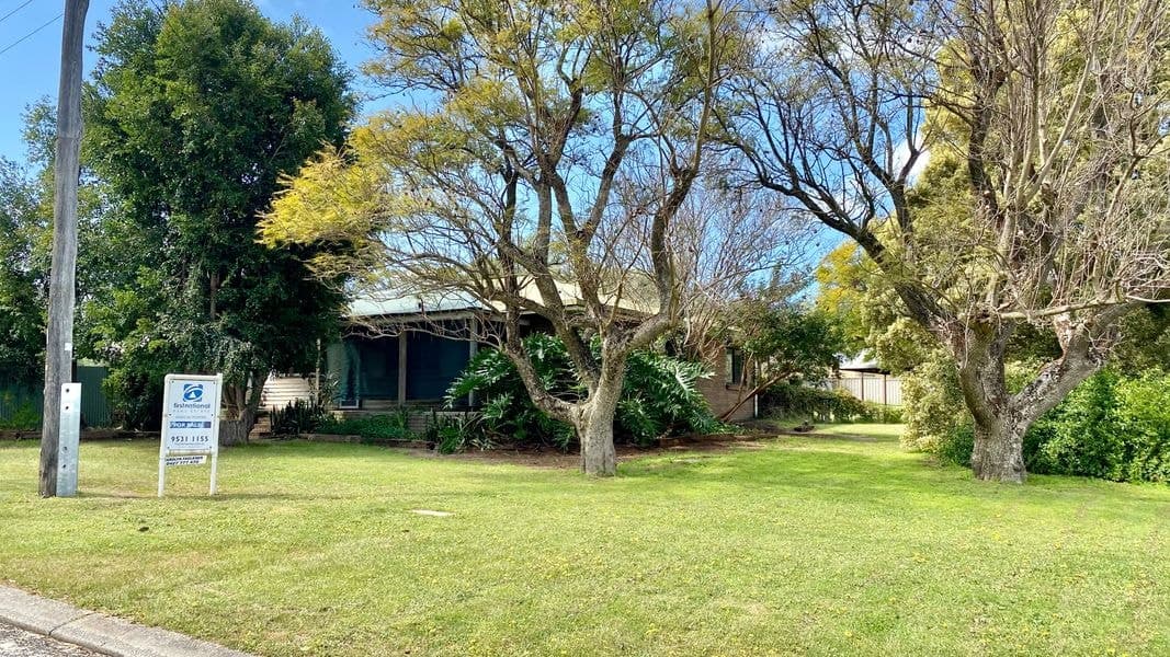 17 Parnell Street, Waroona WA 6215, Waroona - Image 1