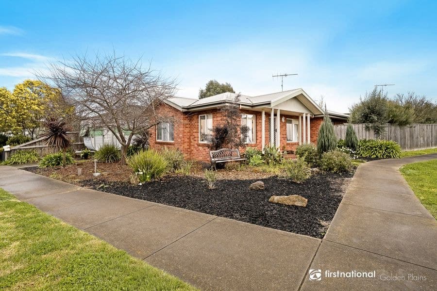 2/25 Burnside Road, Bannockburn VIC 3331, Bannockburn - Image 1