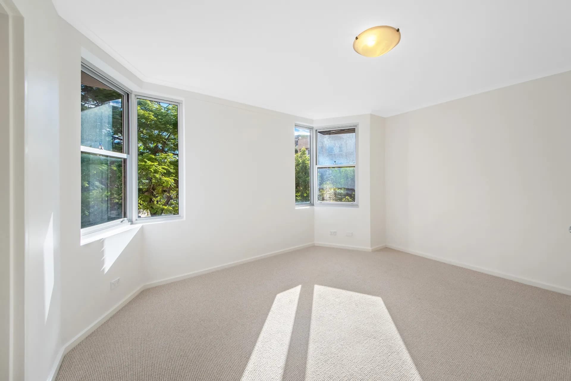 2/10 Raymond  Road, Neutral Bay, NSW, Neutral Bay - Thumbnail 6