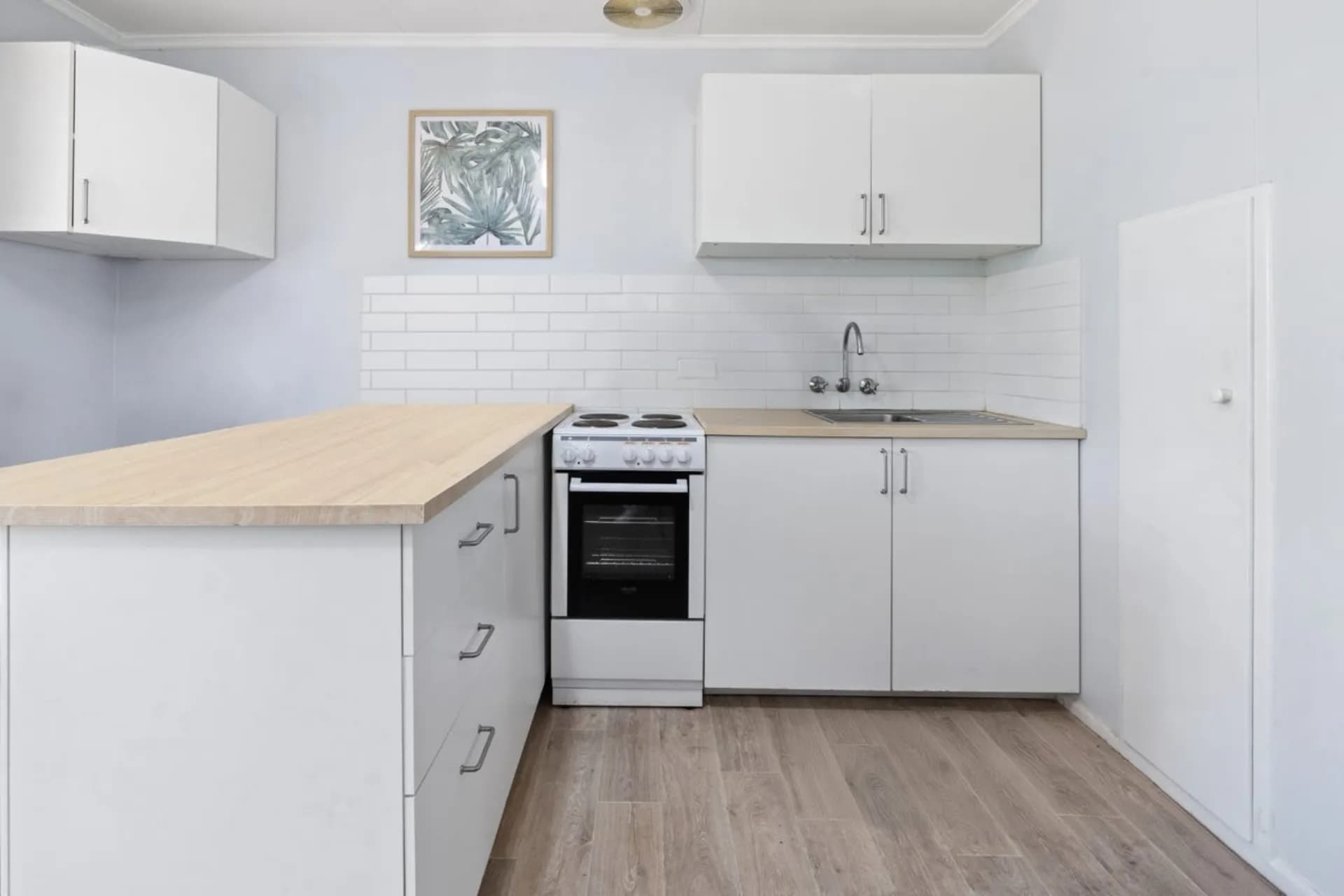 4/7 Leonard Avenue, Surfers Paradise, QLD, Surfers Paradise - Thumbnail 4
