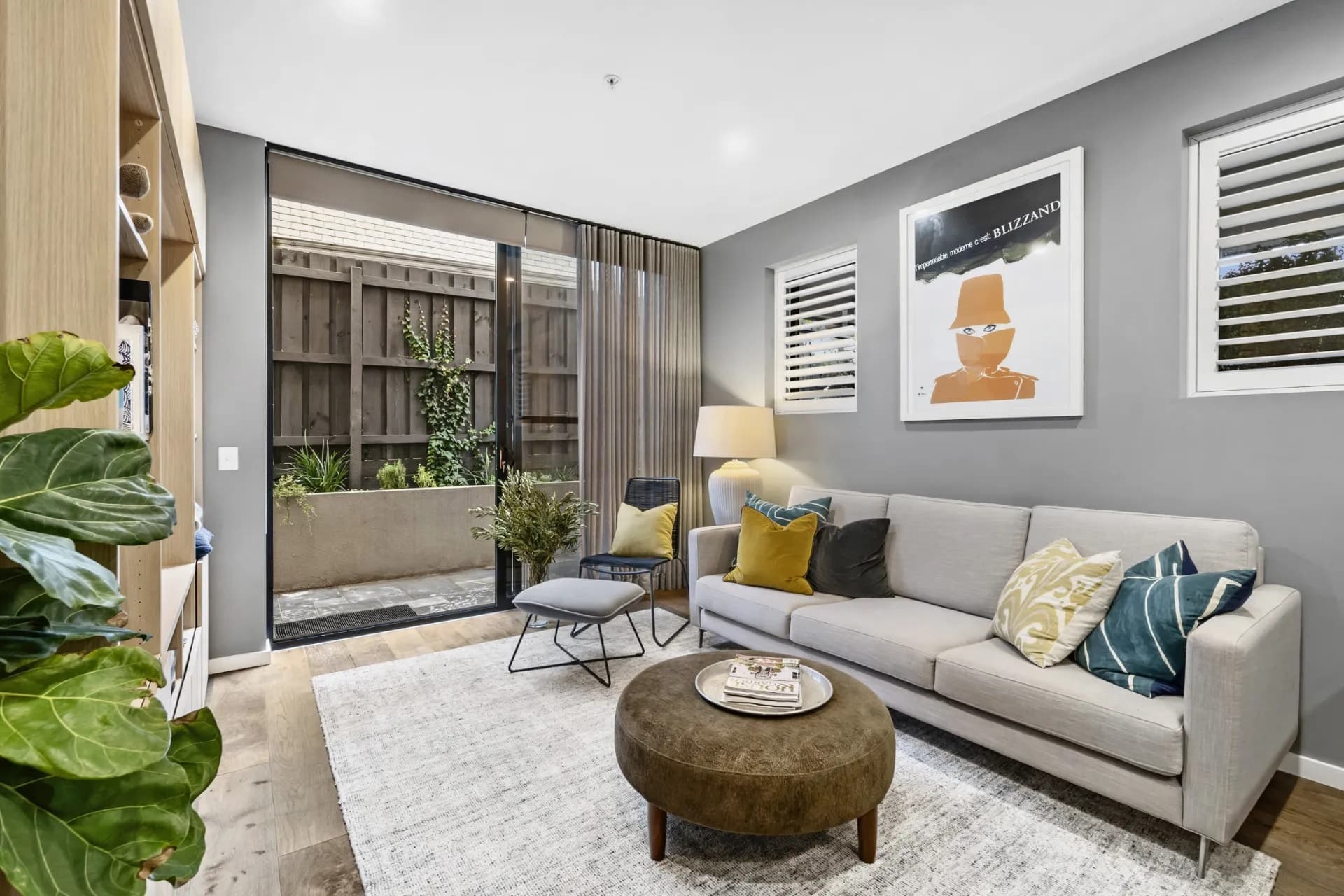 Unit 2/25 Belmont Avenue, Glen Iris, VIC, Glen Iris - Thumbnail 2